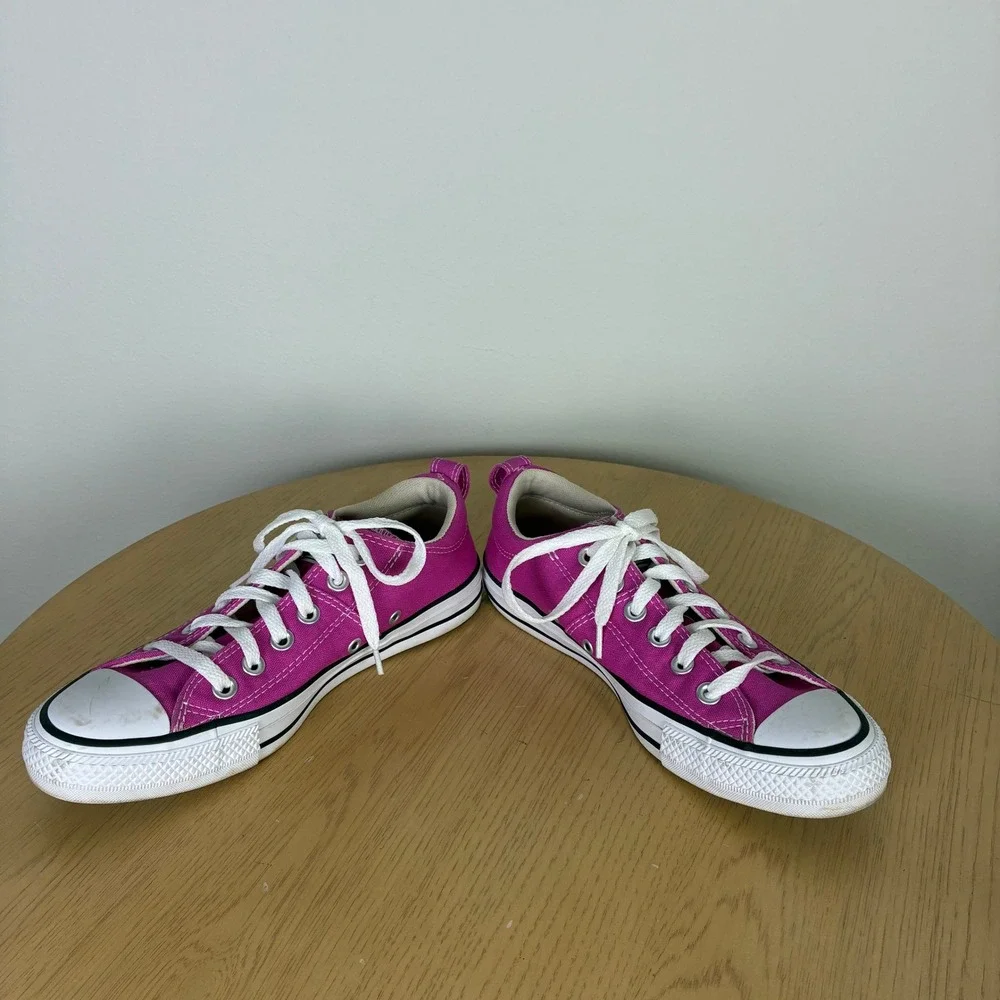 Converse Chuck Taylor All Star Low‎ Top Magenta Pink Canvas Sneakers Women's 7.5